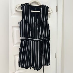 Banana Republic Factory Romper Size 6
